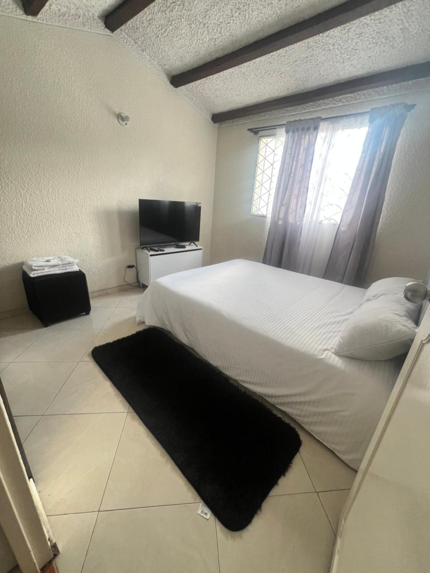 Hostal Del Prado Gasthof *
