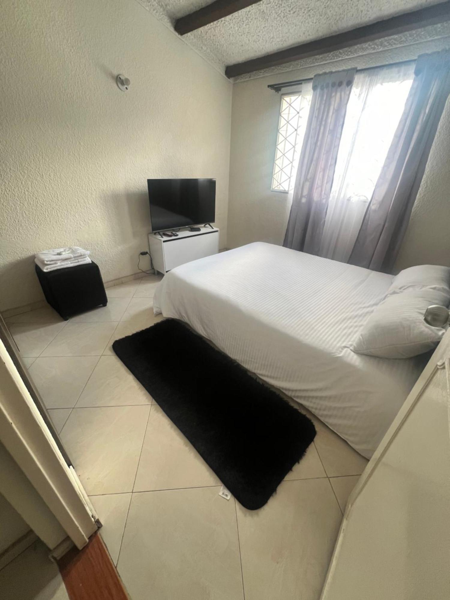 Hostal Del Prado Pensión